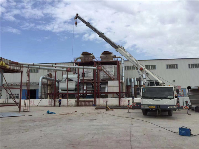 新化县“手脚齐动”—— 吊车的 “协同作业” 技术